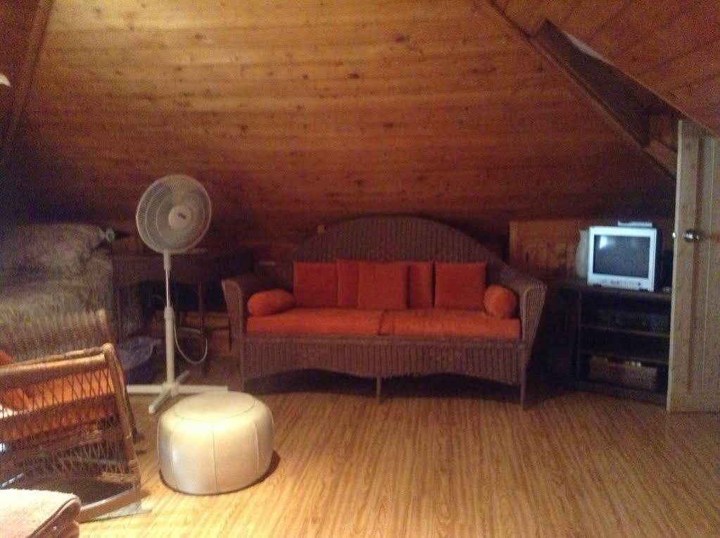 Gite Macdale B&B Paspebiac Exterior foto